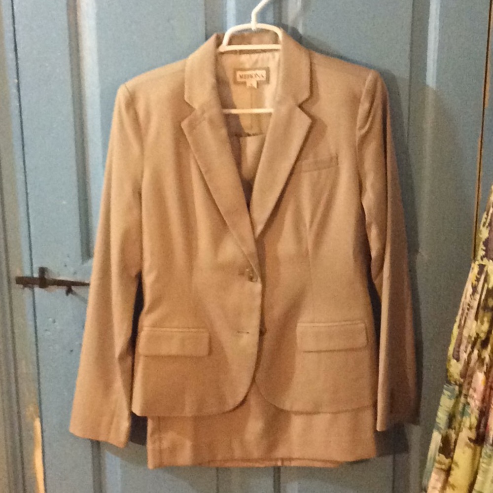 Light Camel/Khaki Merona Blazer size 6